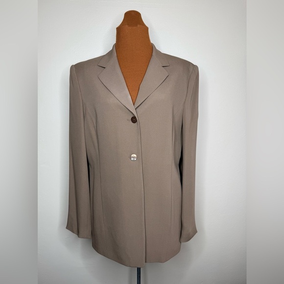 Talbots Jackets & Blazers - Talbots Silk Classic Two Button Tan Blazer Pockets Size 12